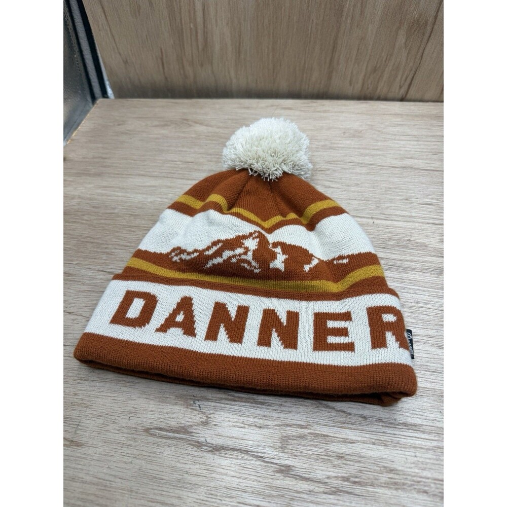 Danner Unisex Mountain Pom Beanie Buck/Oatmeal - 90706, Buck/Oatmeal
